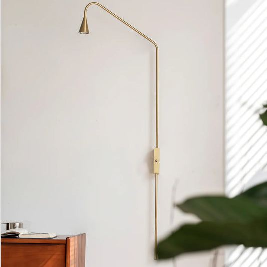 Svarna Wall Lamp