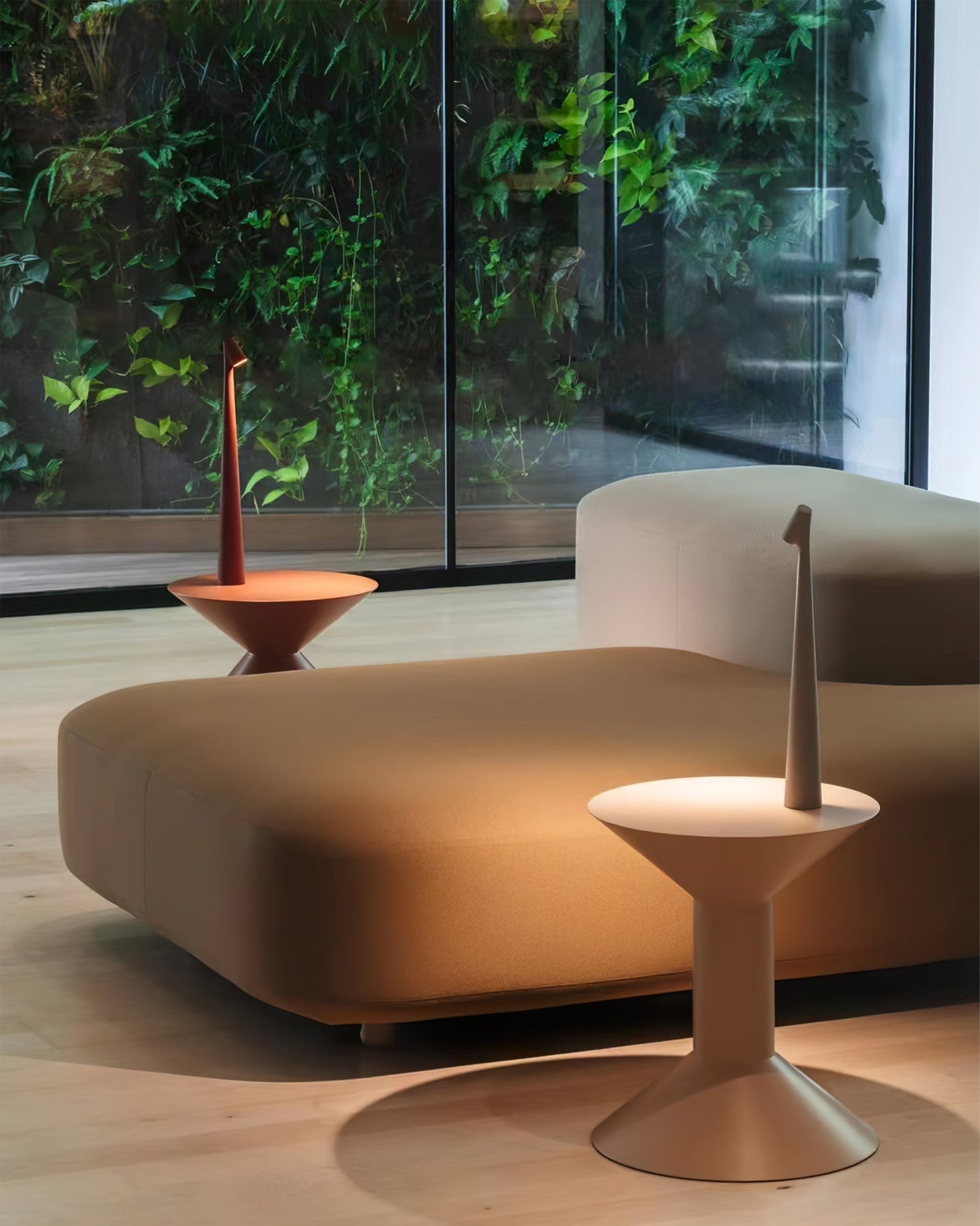 Africa Built-in Battery Table Lamp