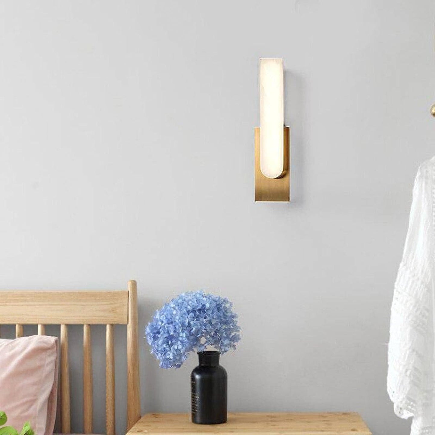 Agatha Alabaster Wall Lamp