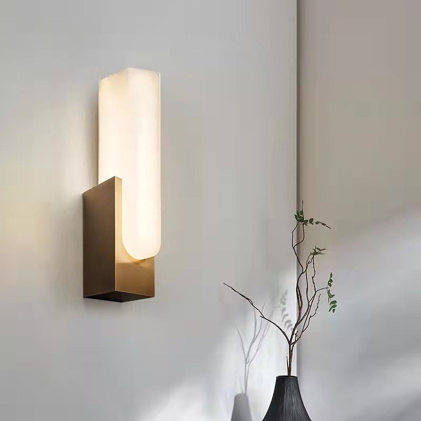 Agatha Alabaster Wall Lamp