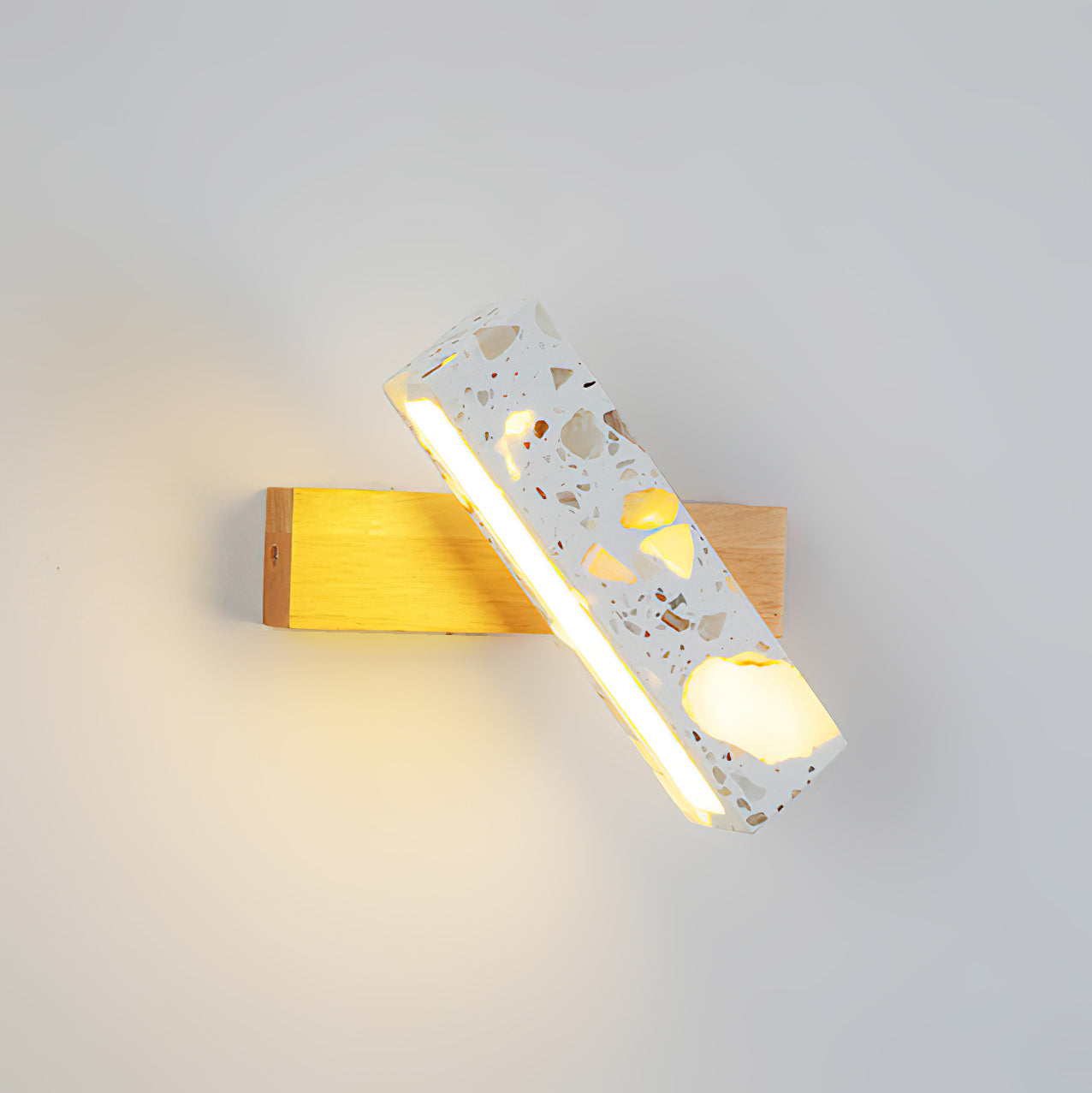 Andre Wall Lamp