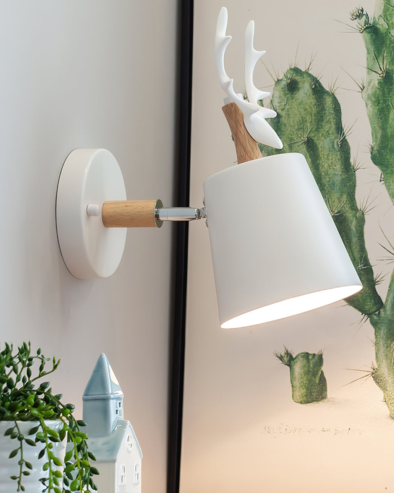 Antler Wall Lamp