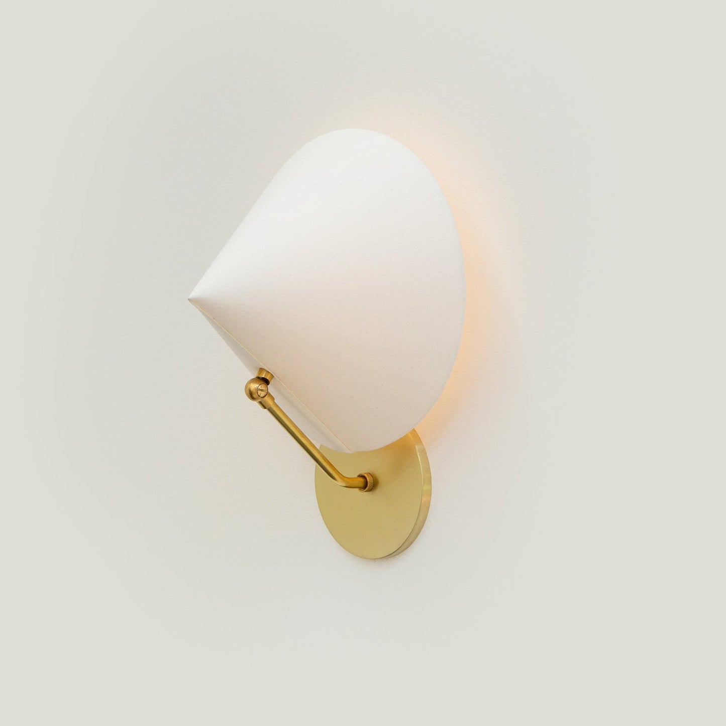 Arno Wall Light