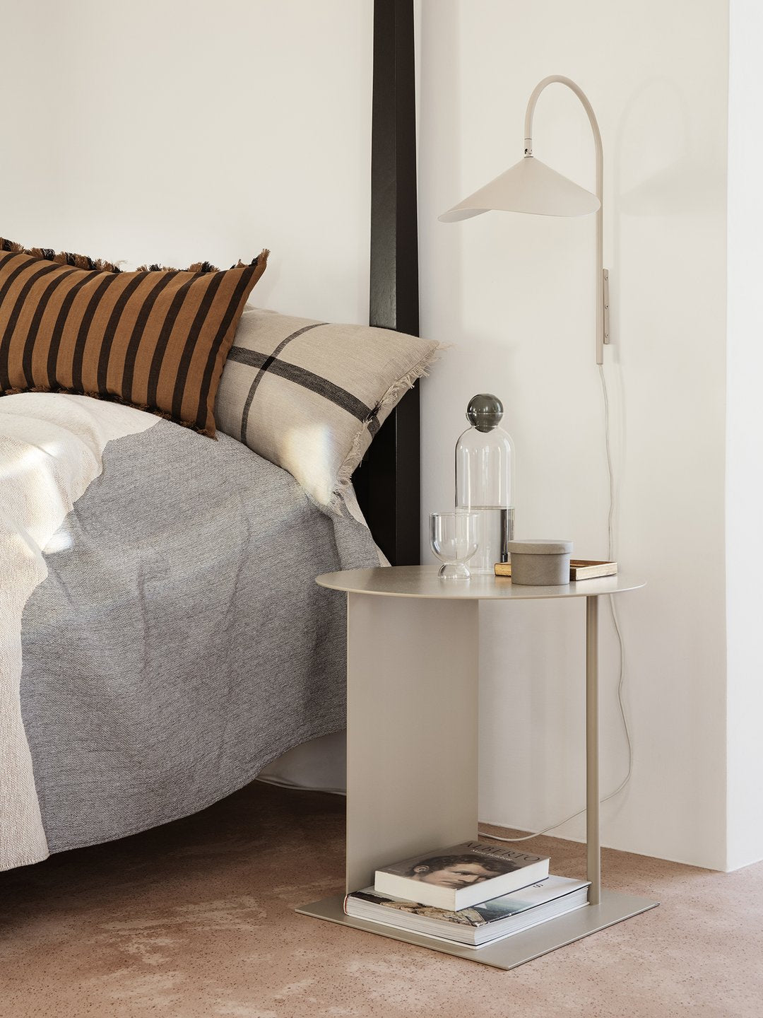 Stella Plug In Wall Lamp