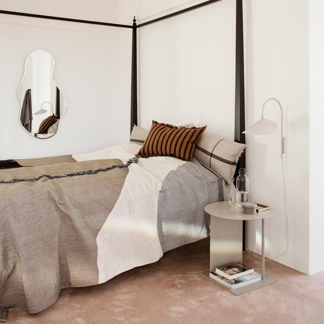 Stella Plug In Wall Lamp