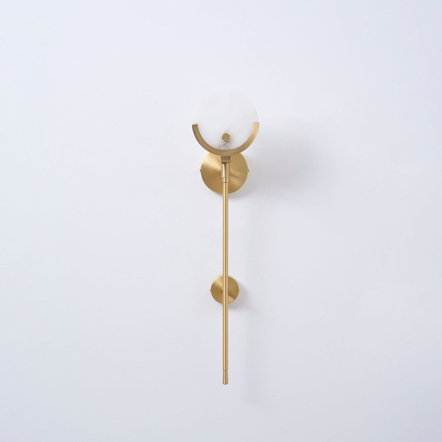 Ava Alabaster Brass Wall Lamp