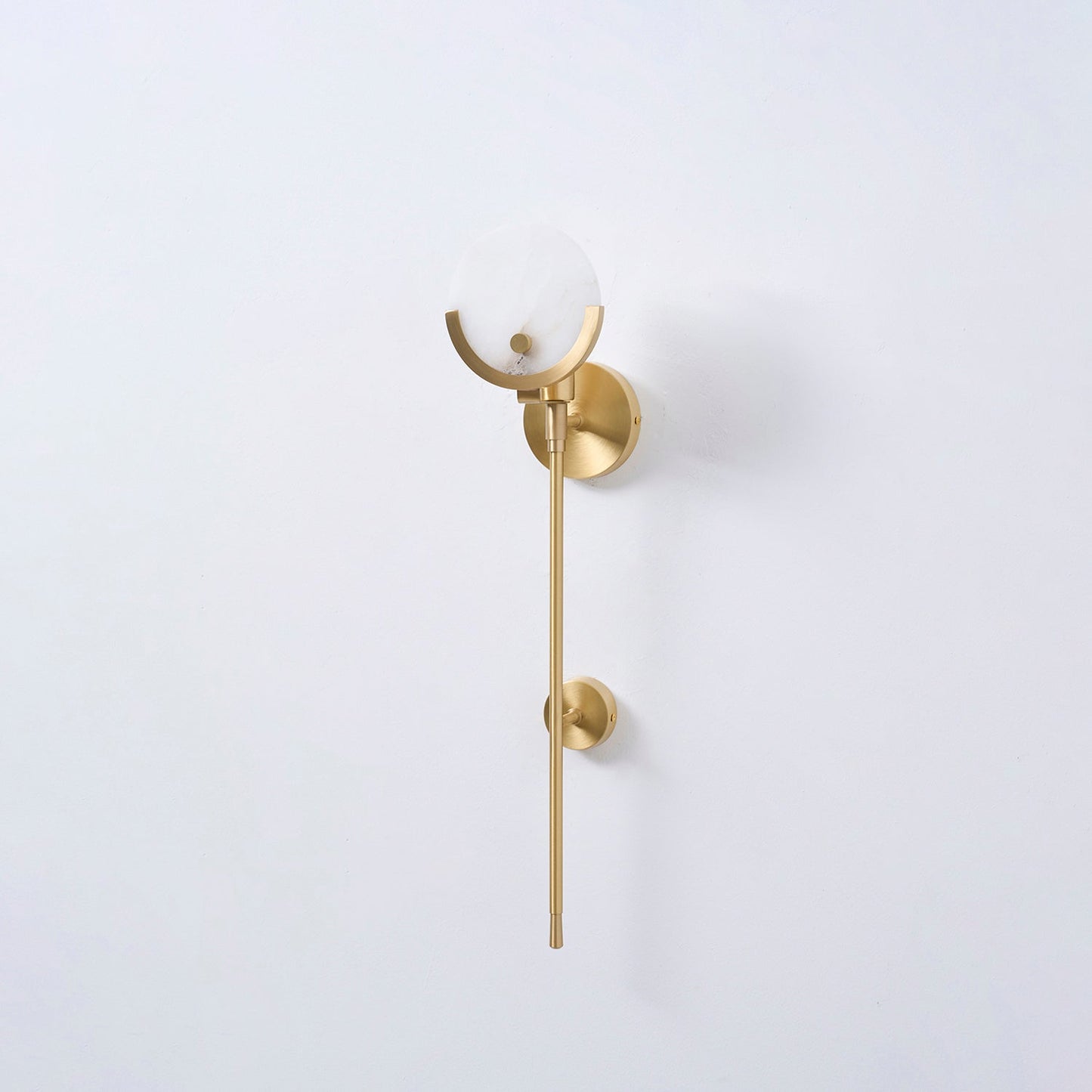 Ava Alabaster Brass Wall Lamp