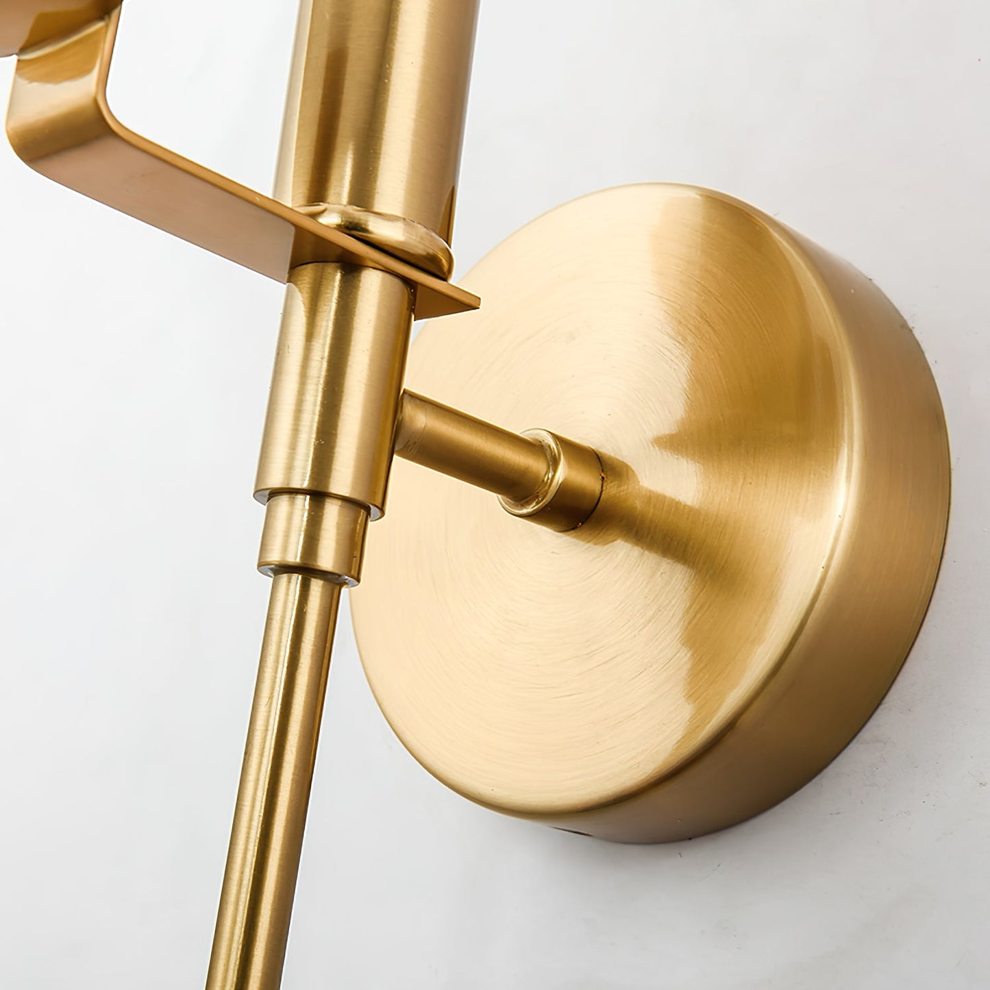 Ava Alabaster Brass Wall Lamp