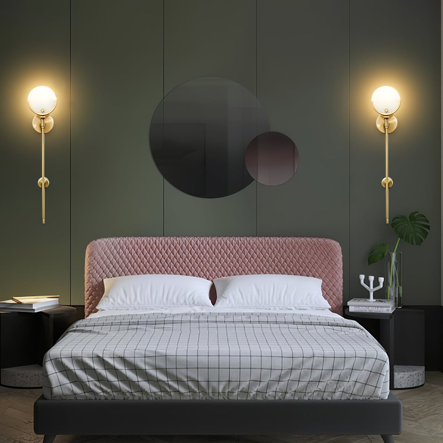 Ava Alabaster Brass Wall Lamp
