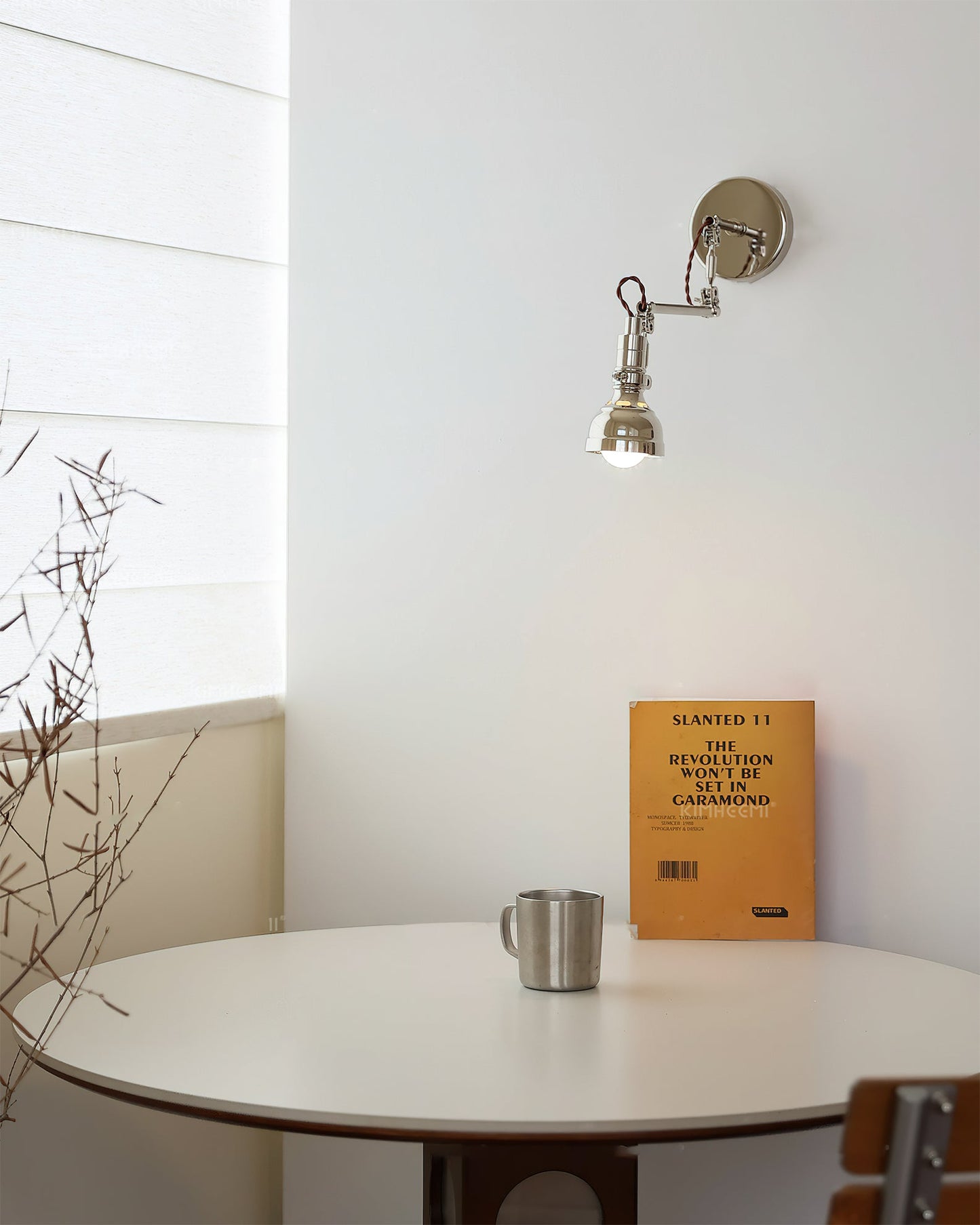 Avonni Swing Arm Wall Lamp