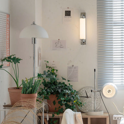 Ball Bracket Table Lamp