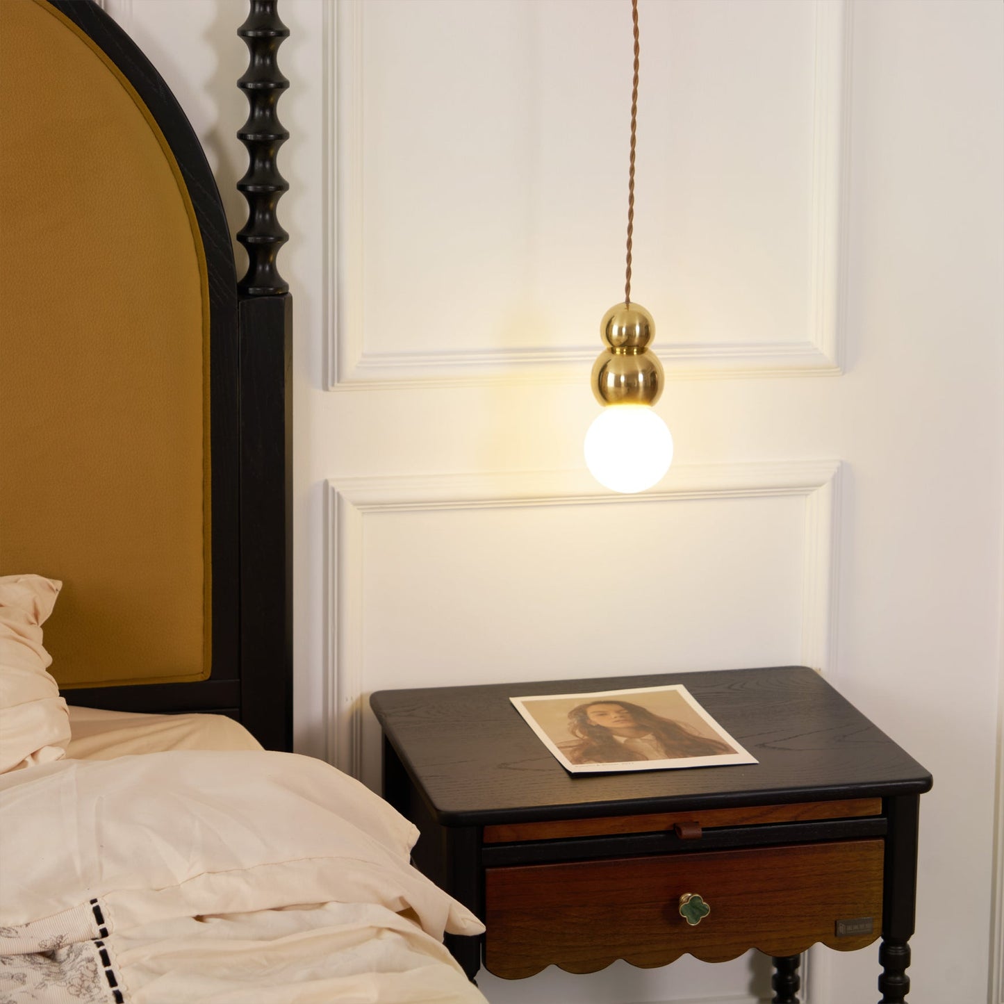 Ball Wall Lamp