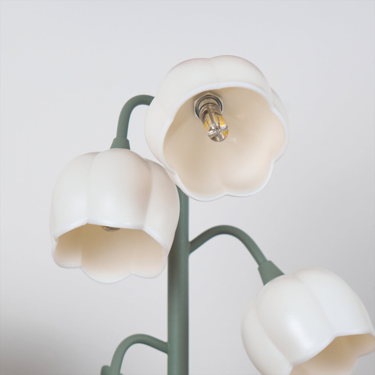 Bell Orchid Table Lamp