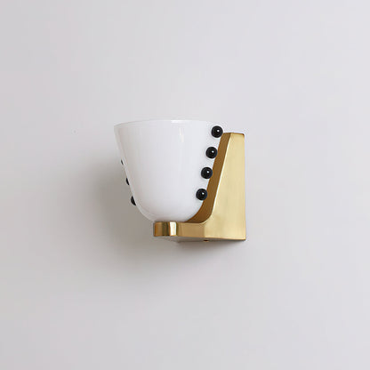 Berries Wall Lamp