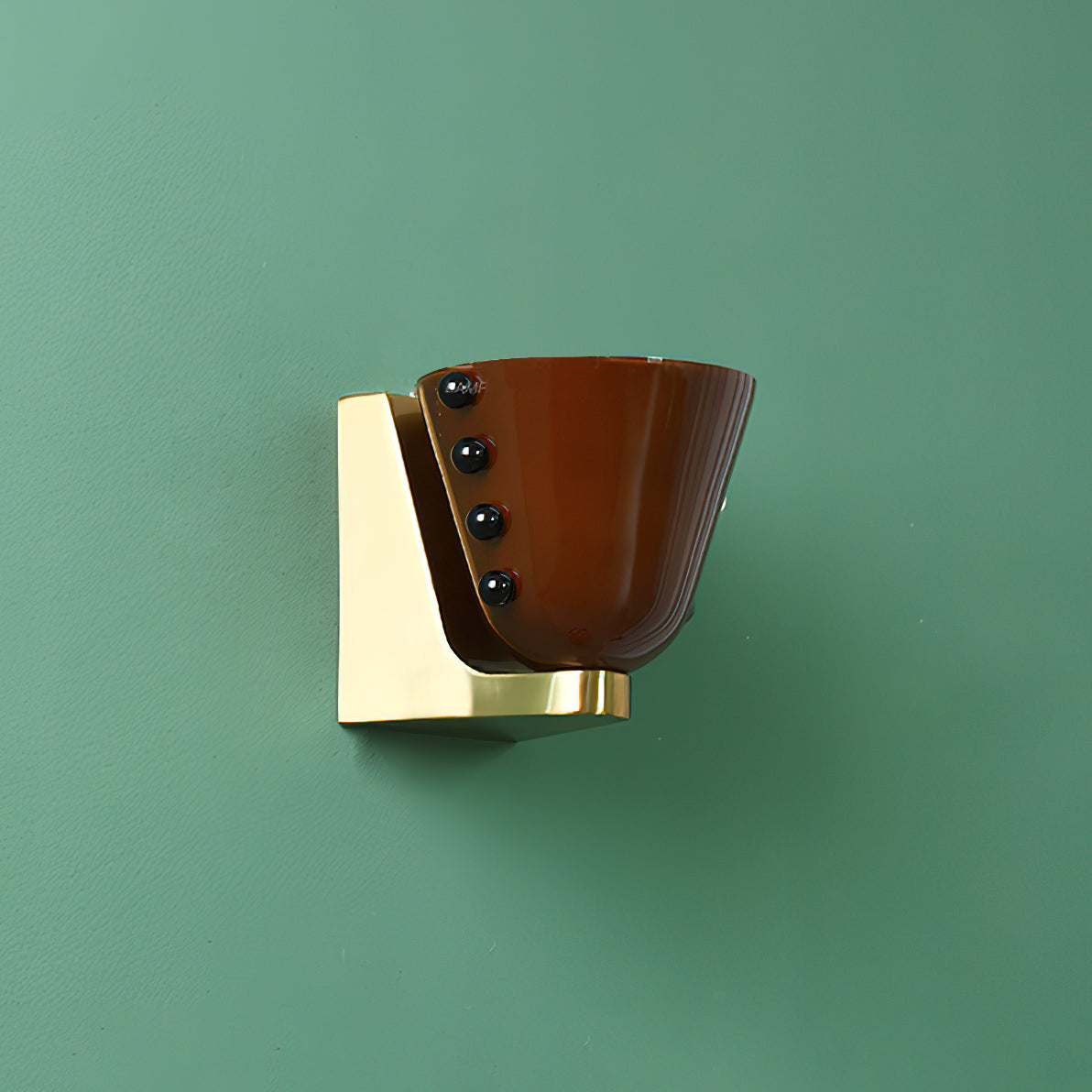 Berries Wall Lamp