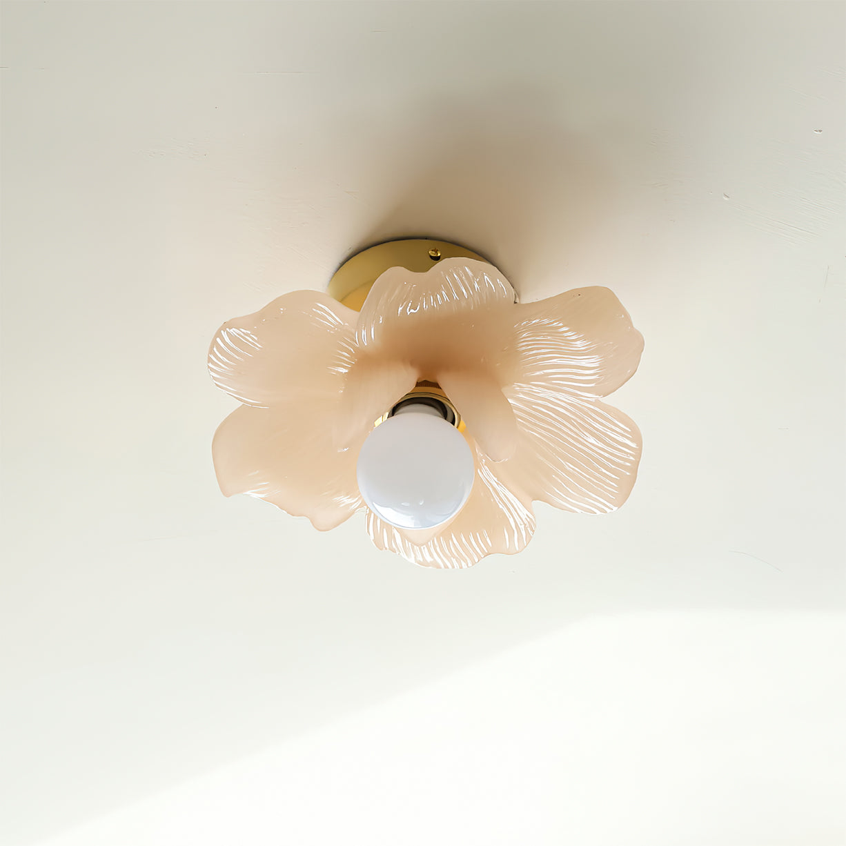 Blossom Ceiling Lamp