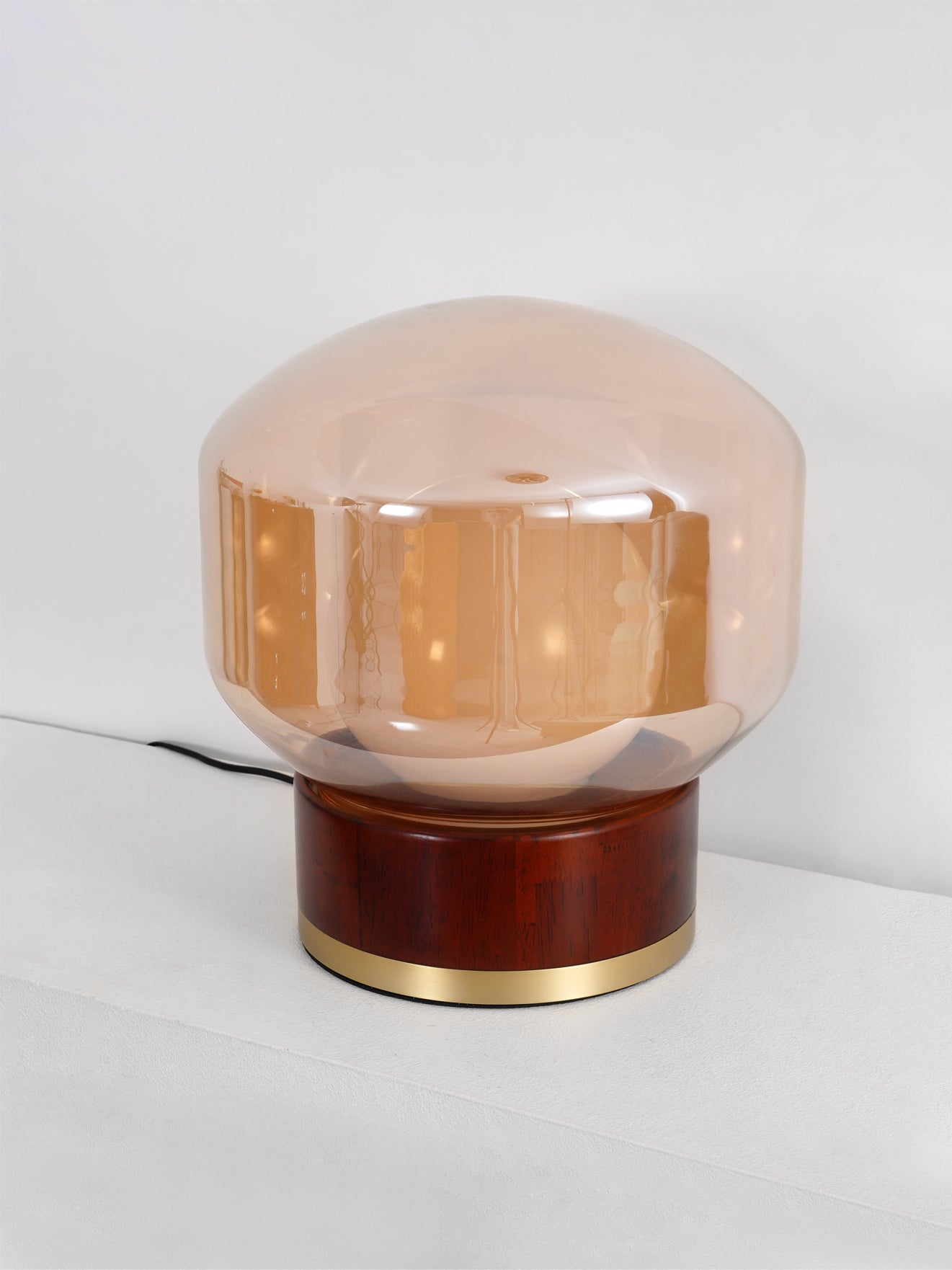 Boule Table Lamp