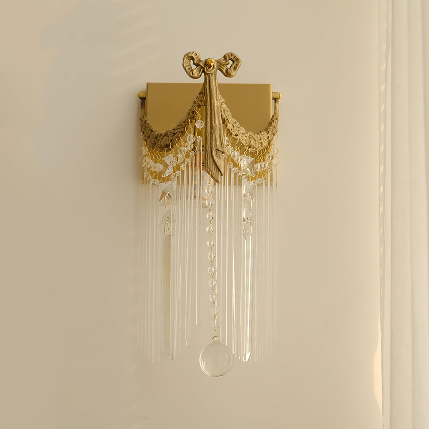 Bow Tie Crystal Wall Lamp