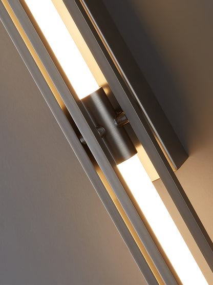 Brass Line Wall Lamp