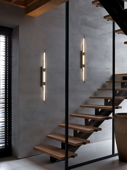 Brass Line Wall Lamp