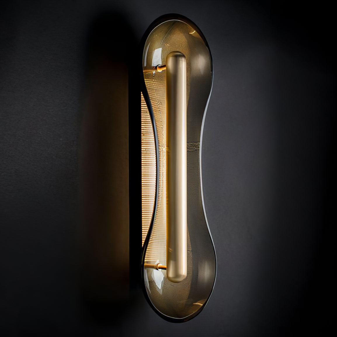 Cell Wall Lamp