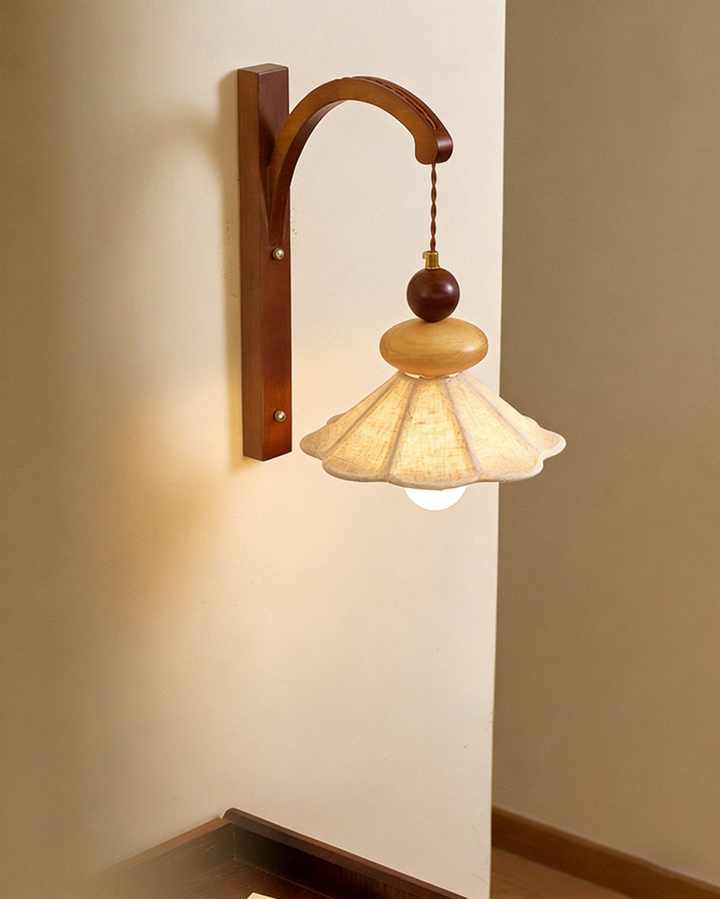 Cerno Wall Lamp