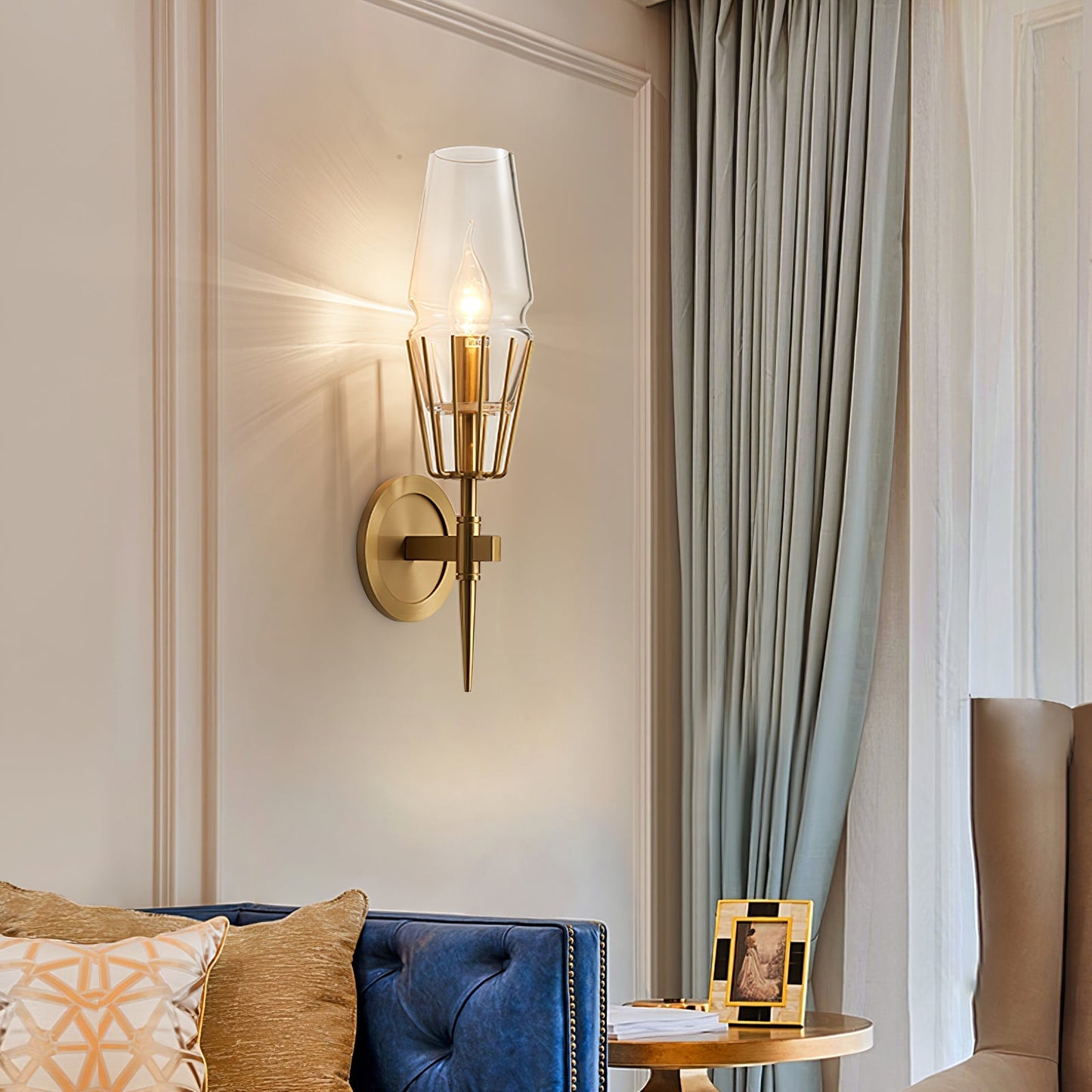 Chaillot Wall Lamp