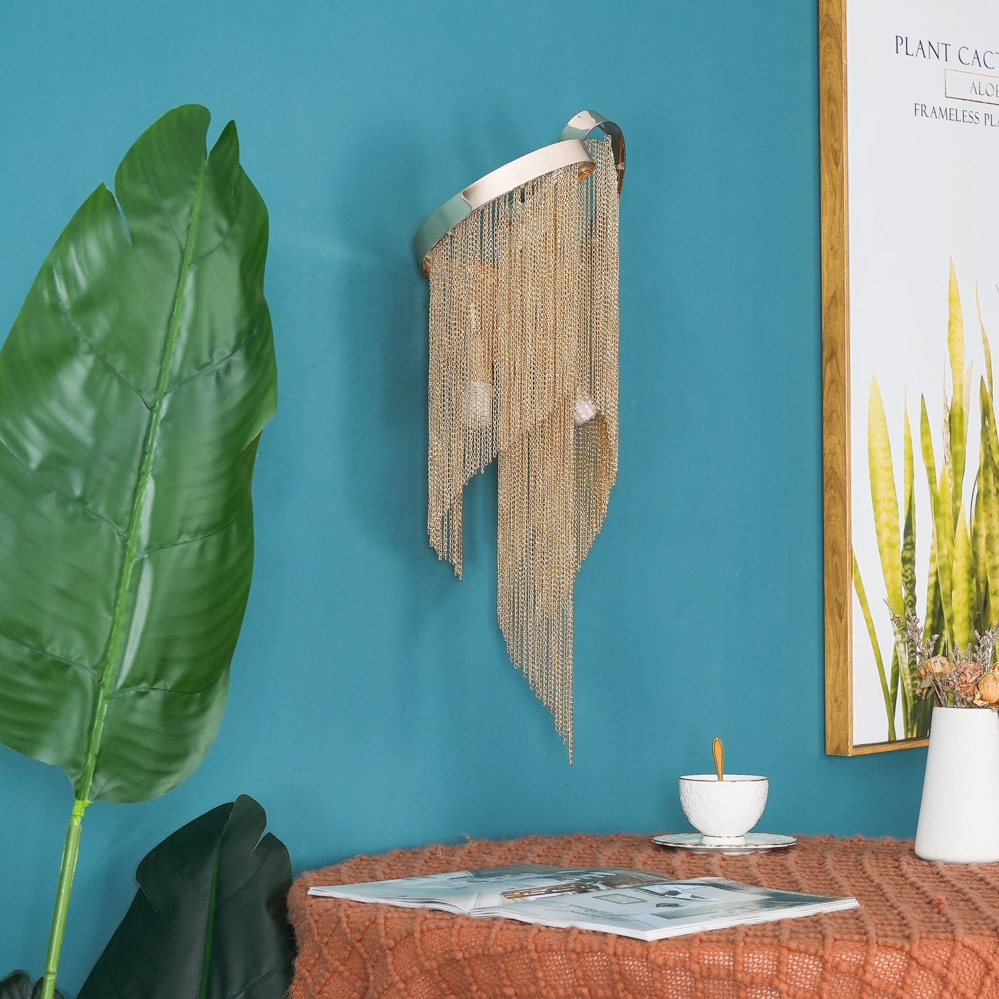 Chain Tassel Wall Lamp