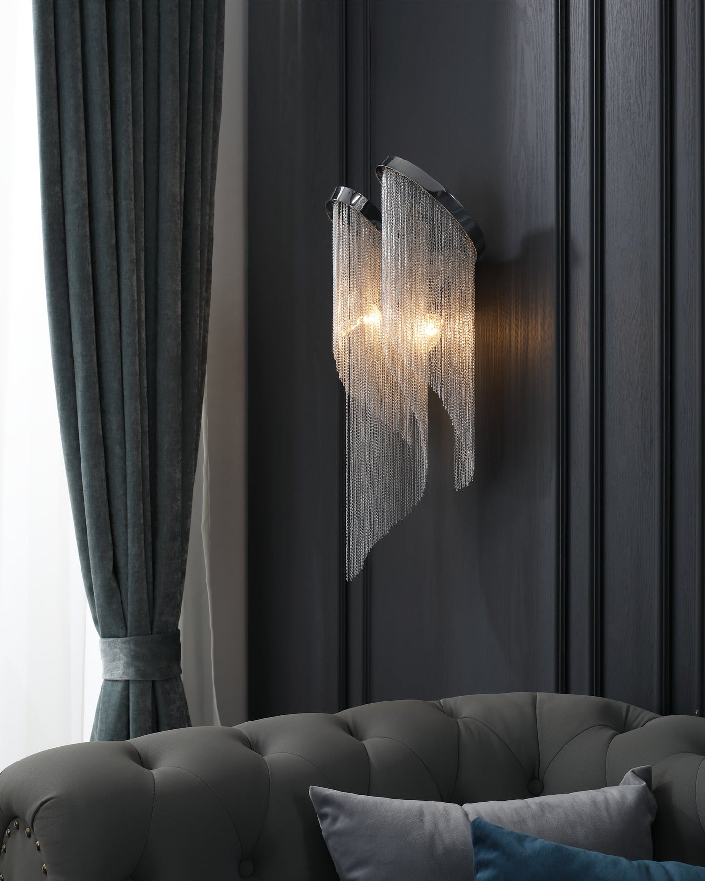 Chain Tassel Wall Lamp