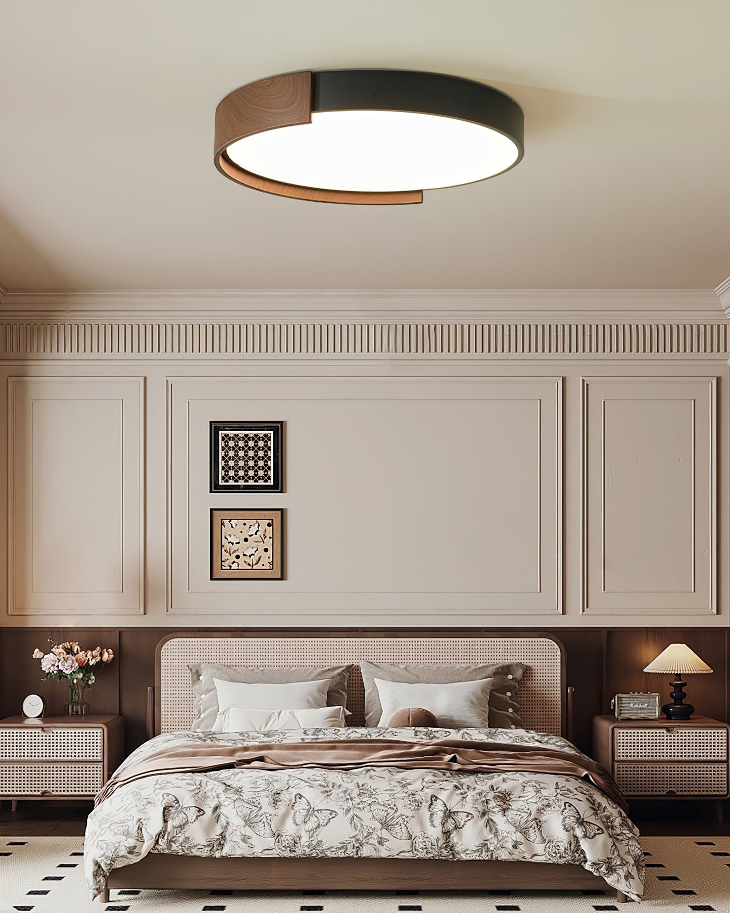 Claxy Ceiling Light