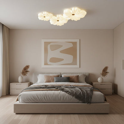 Cream Flower Ceiling Lamp