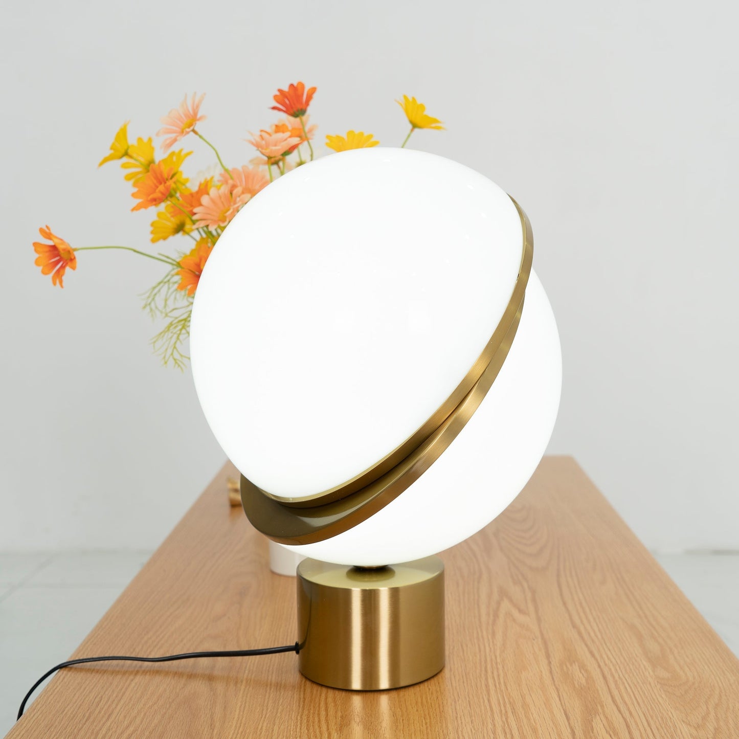 Crescent Table Light