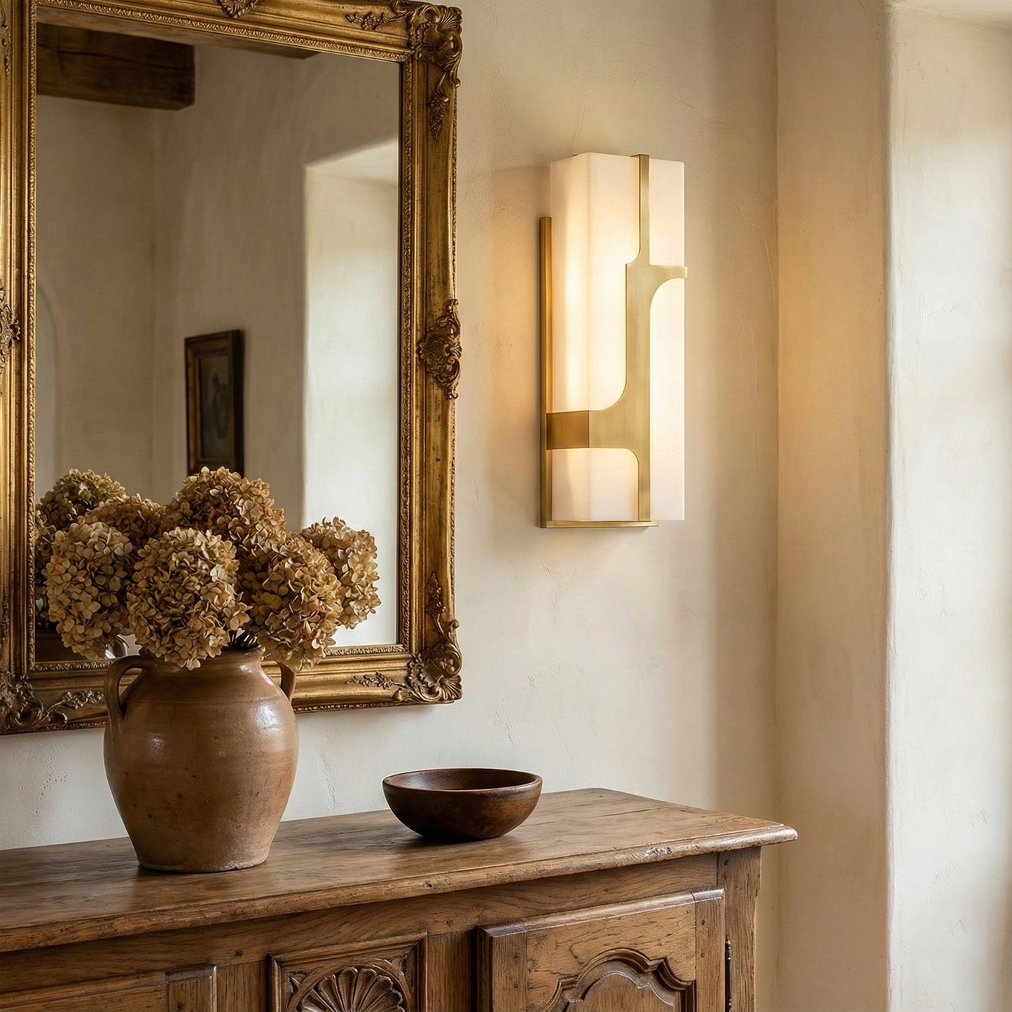 Ariel Alabaster Wall Lamp
