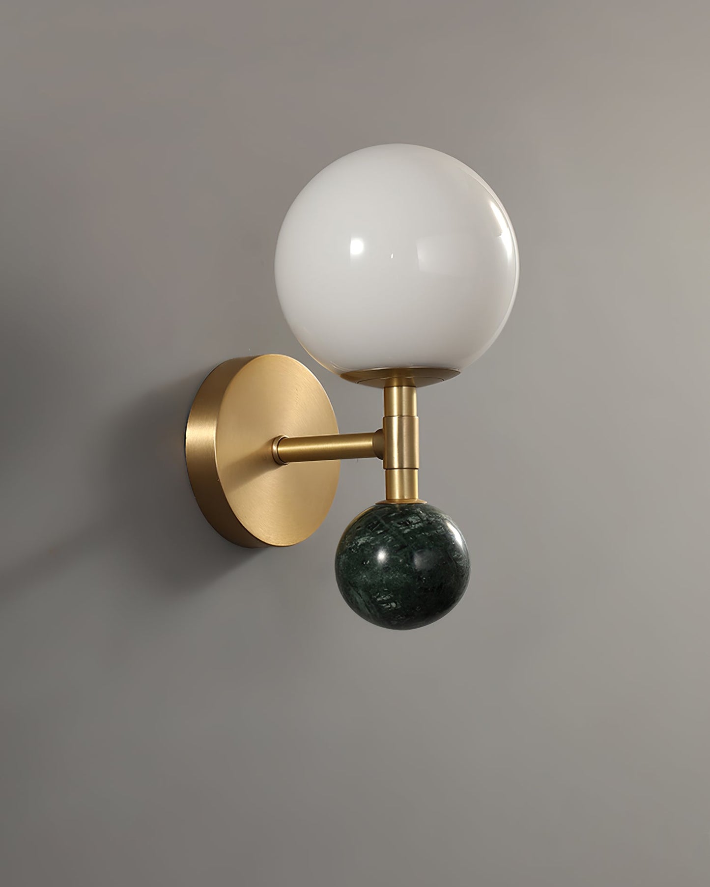 Dalt Wall Lamp