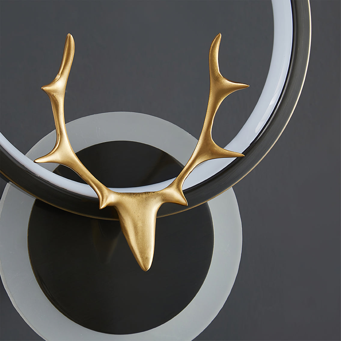 Dedang Wall Lamp