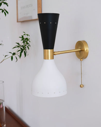 Diabolos Tuba Wall Lamp