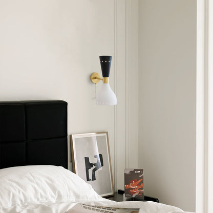 Diabolos Tuba Wall Lamp