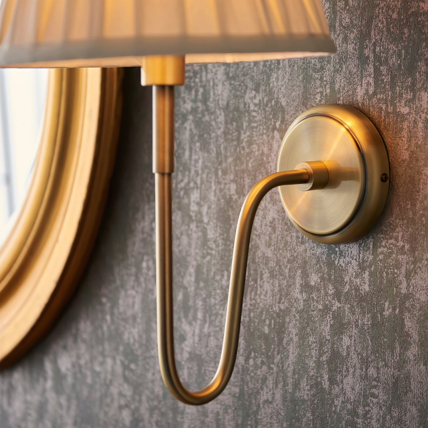 Dixon Wall Light