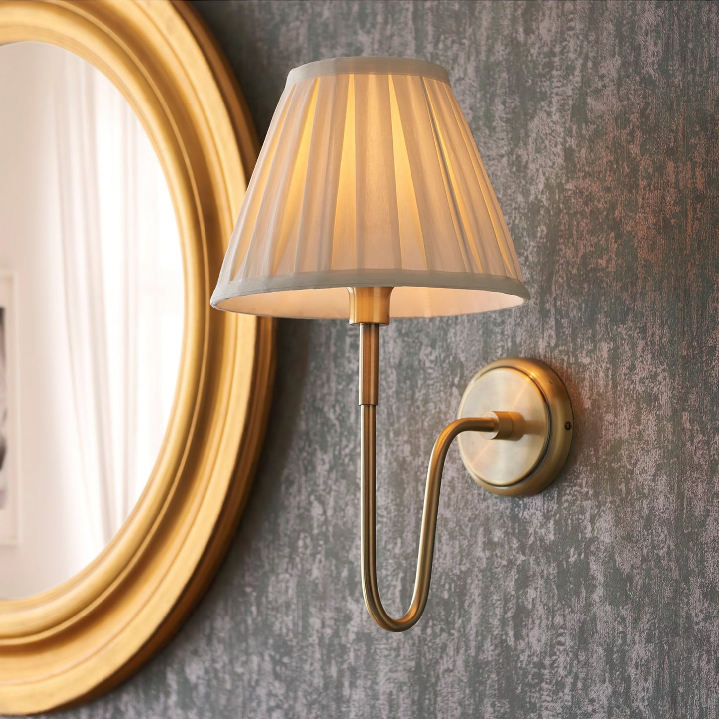 Dixon Wall Light