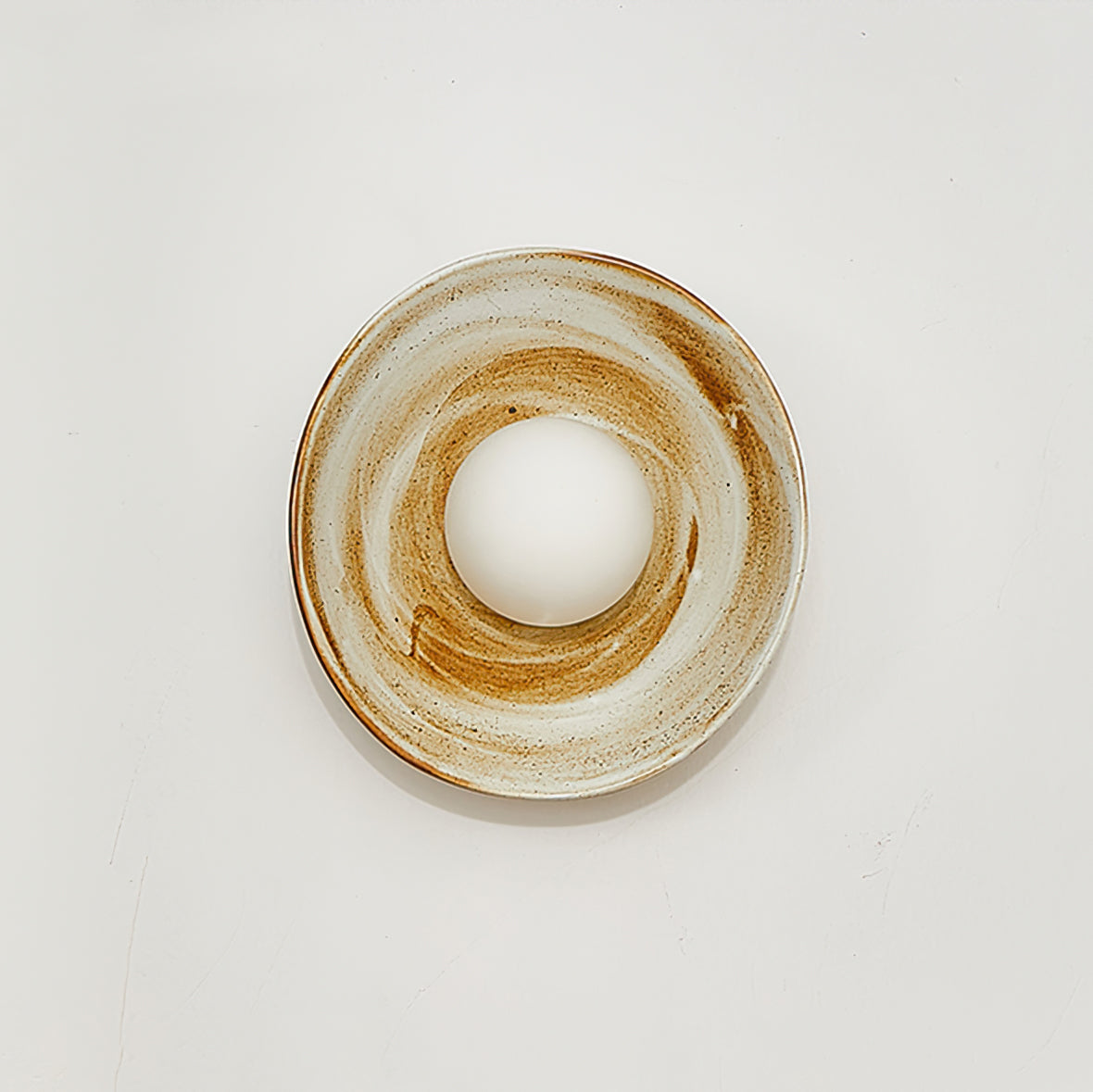 Eala Wall Lamp