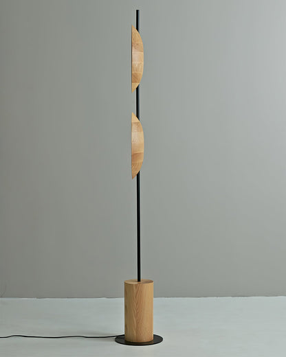 Eine Floor Lamp