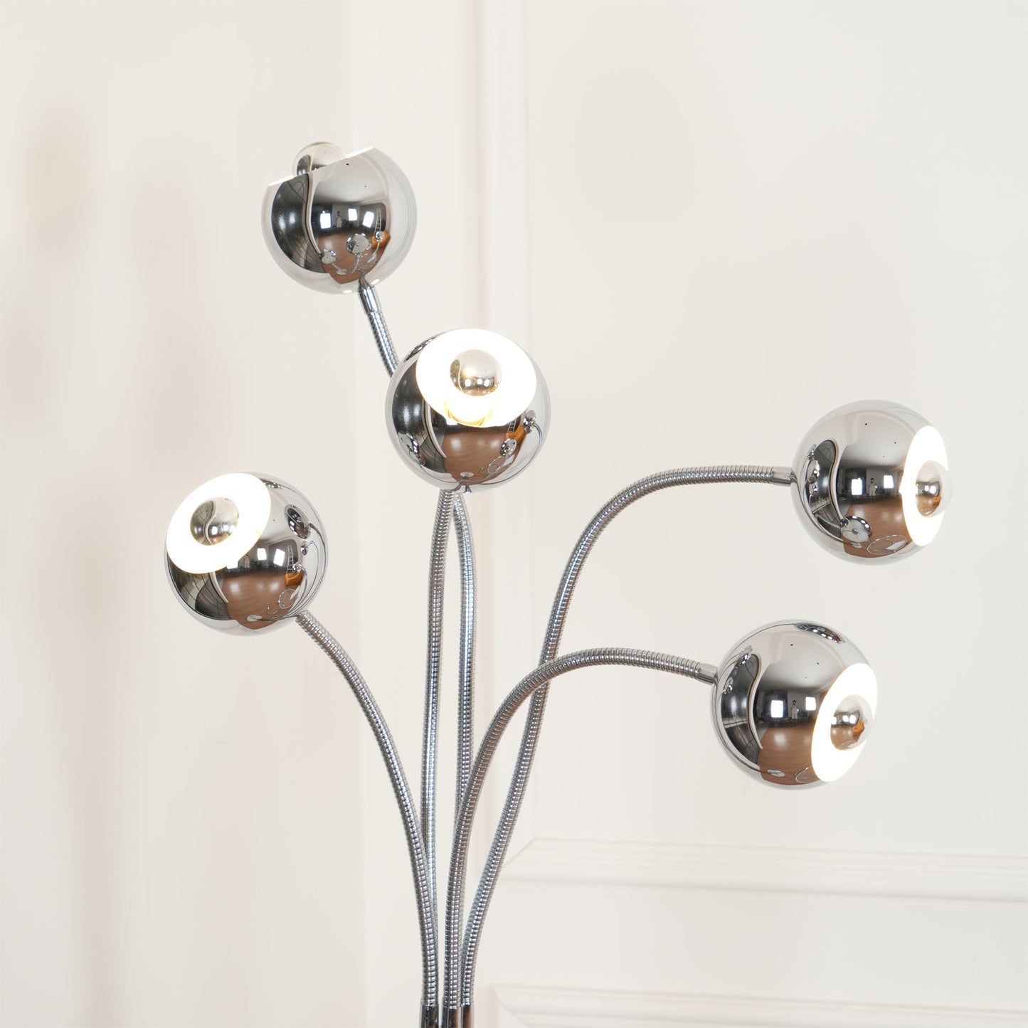Eyeball Floor Lamp