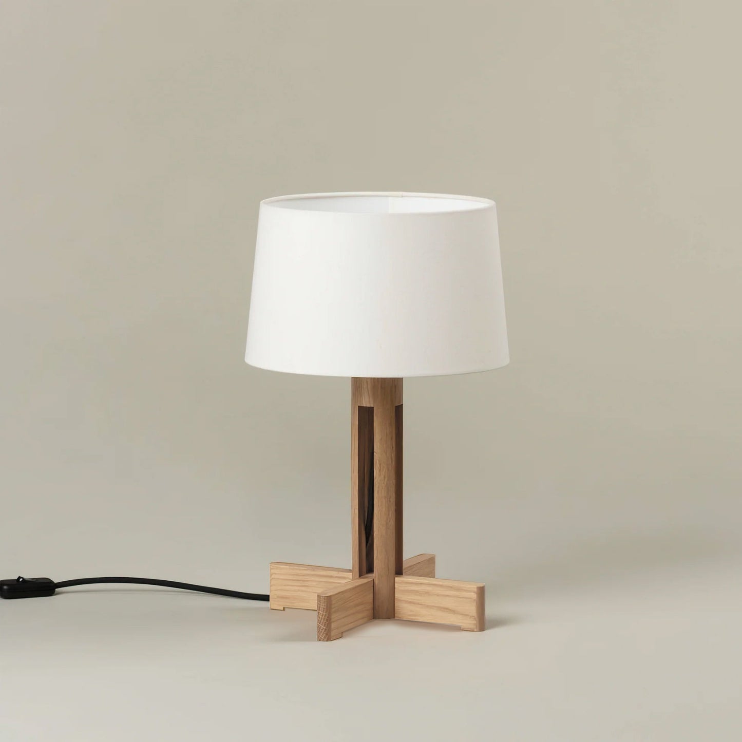 Fad Table Lamp