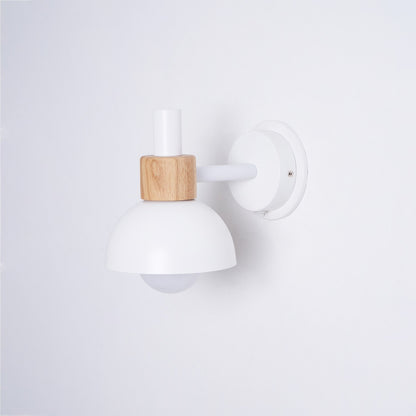 Fanta Wall Lamp