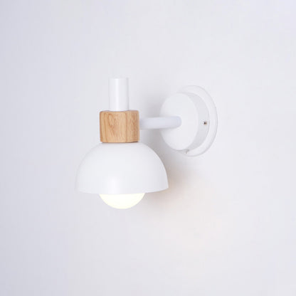 Fanta Wall Lamp
