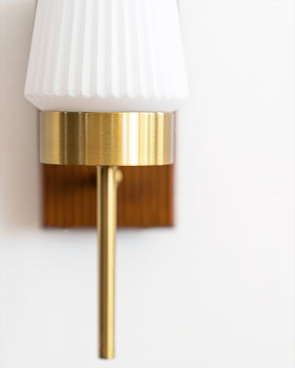 Farrell Wall Light