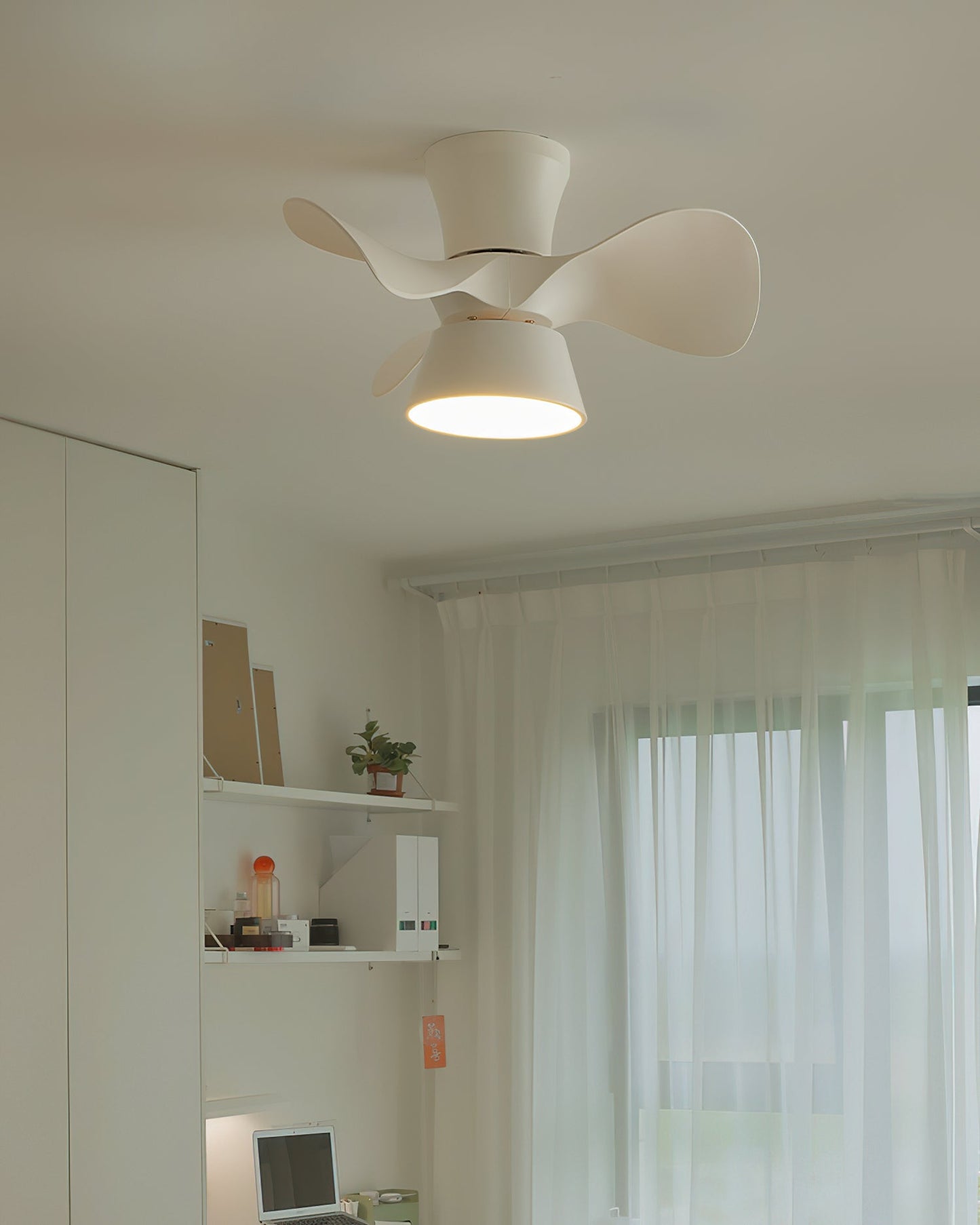Fetcoi Ceiling Fan Light