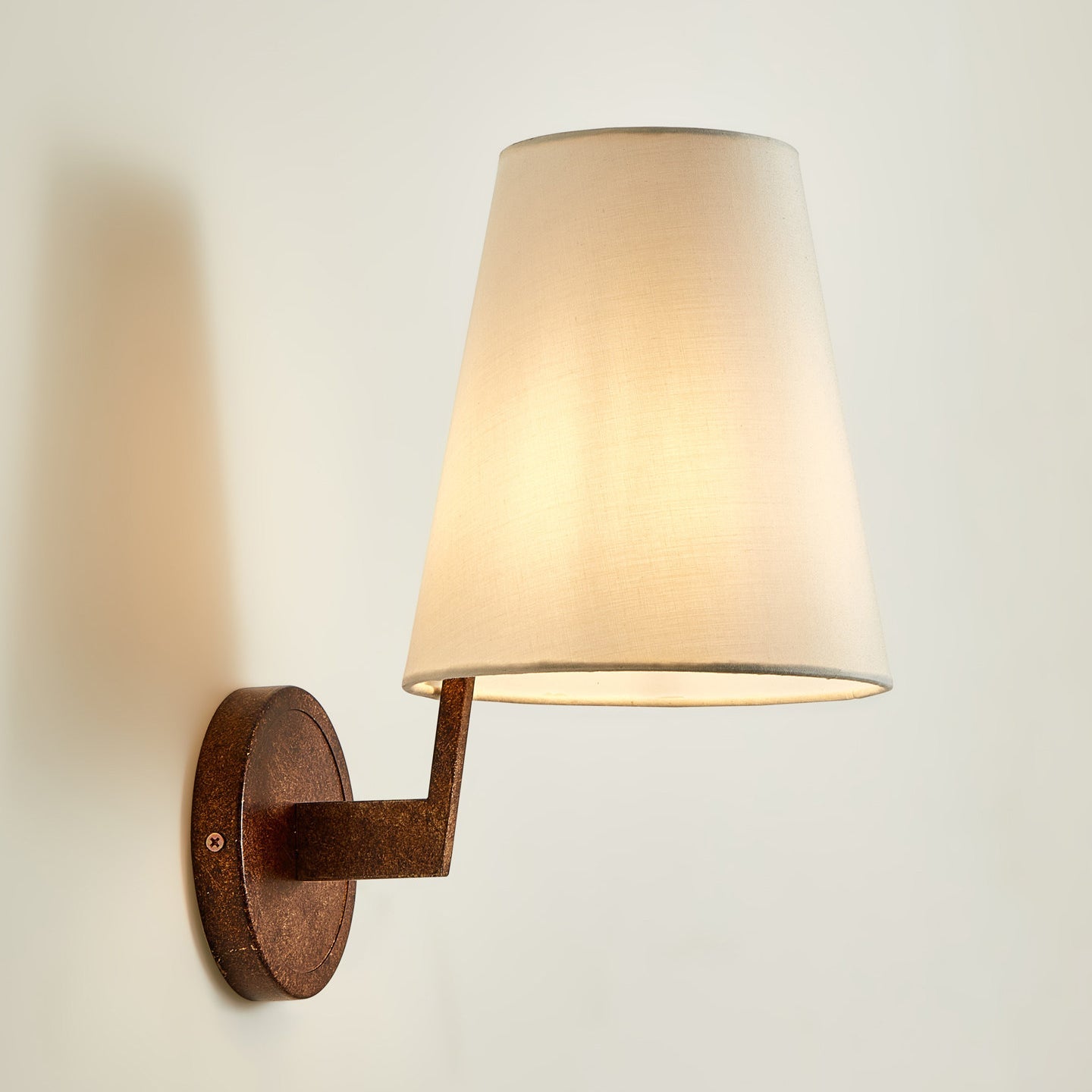 Finley Wall Lamp