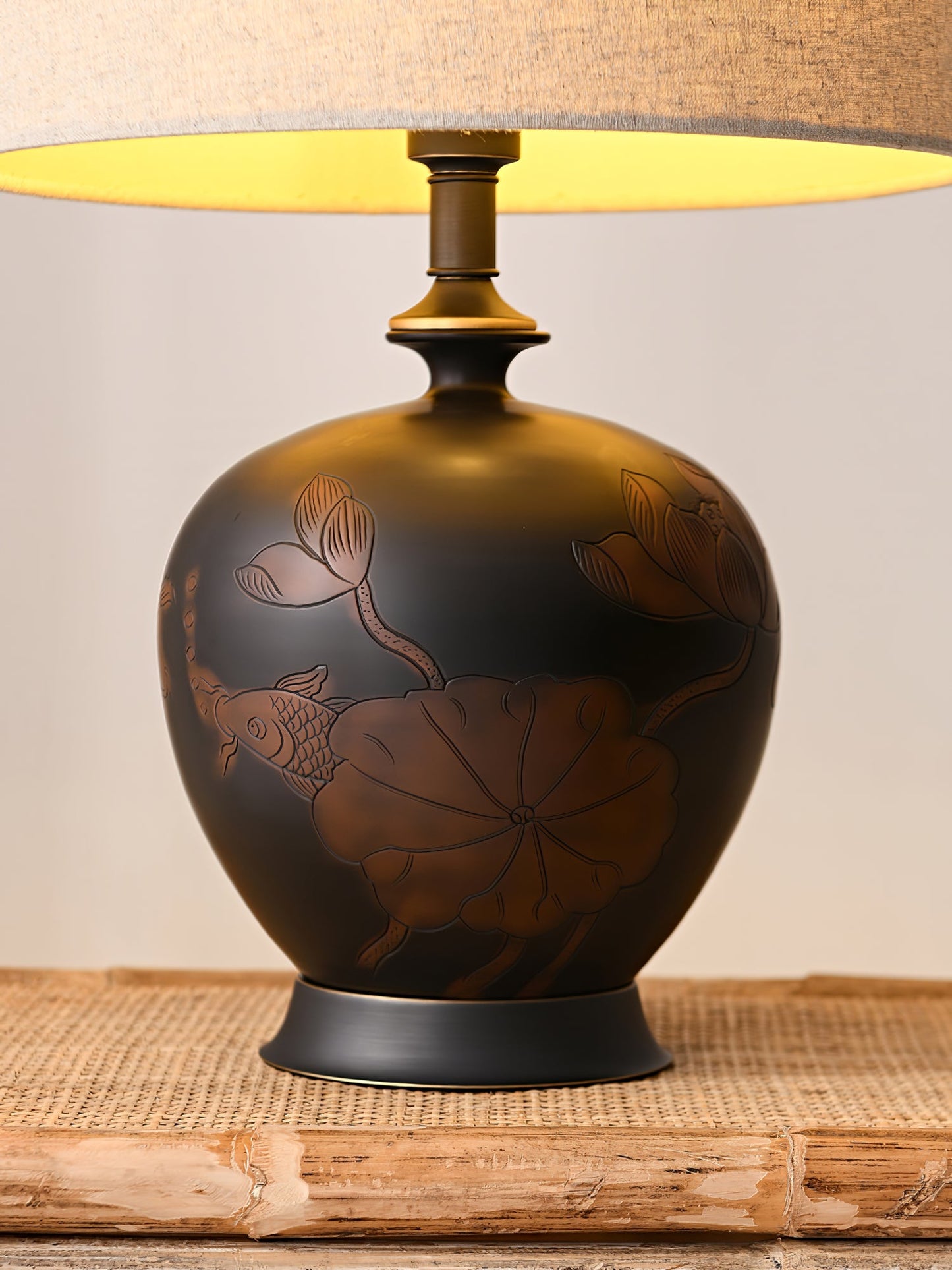 Fish Motif Ceramic Table Lamp