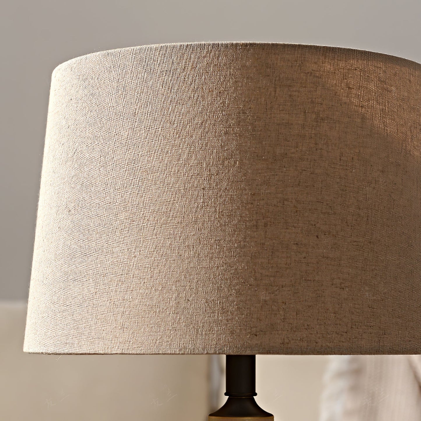 Fish Motif Ceramic Table Lamp